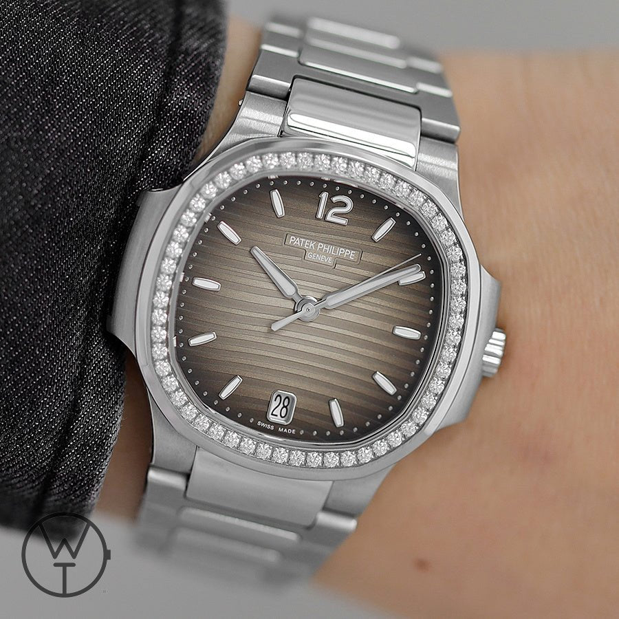 パテックフィリップ ノーチラス 7118/1200A-011-BRAND OFF