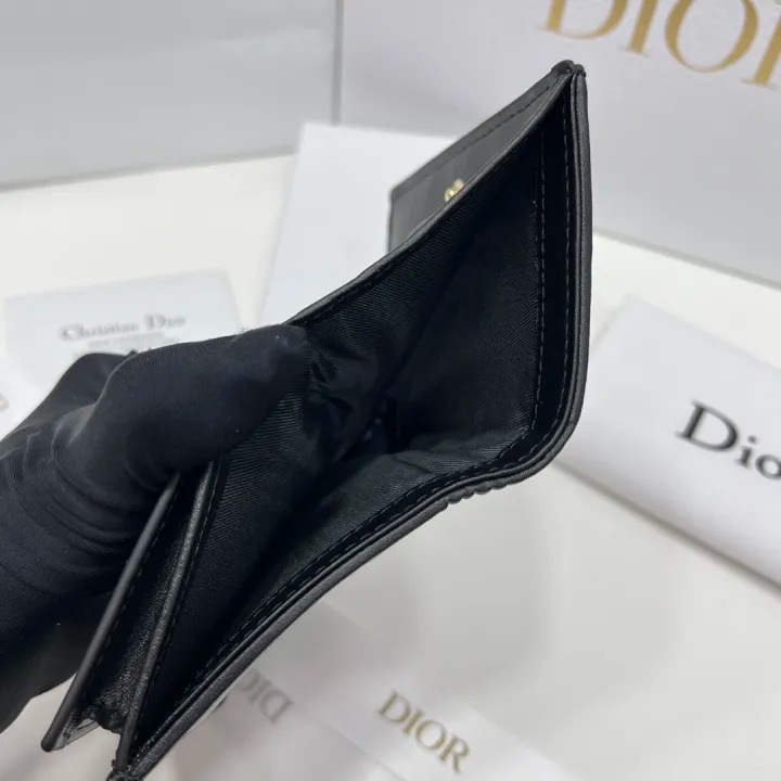 Diorコーナーの秋冬最新型出荷！【入手困難】-BRAND OFF