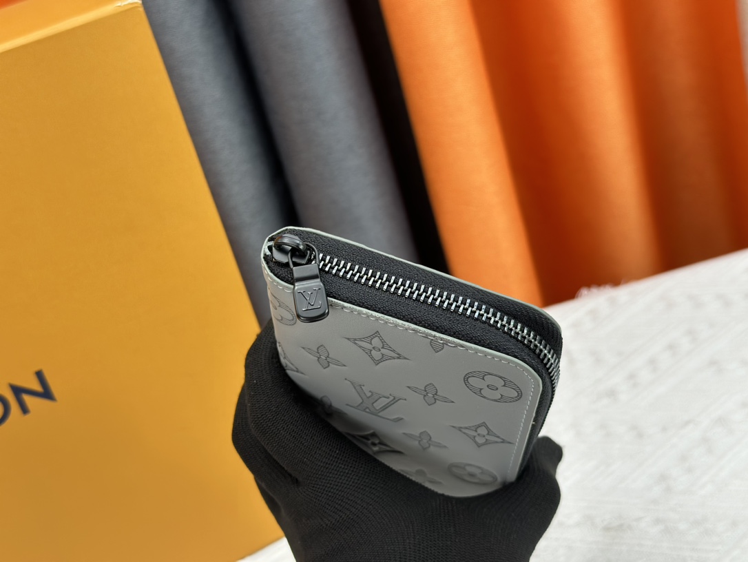 LOUIS VUITTON（ルイヴィトン）Zippy 財布 10*20*2CM-BRAND OFF