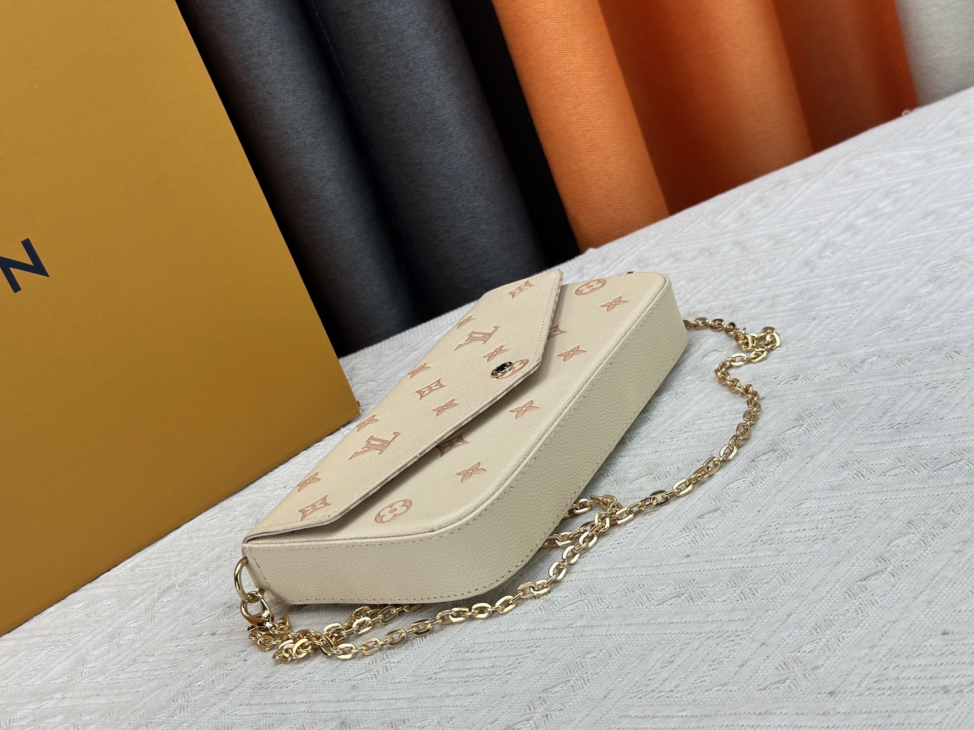 LOUIS VUITTON（ルイヴィトン）Pochette Félicie チェーンバッグ M14968-BRAND OFF