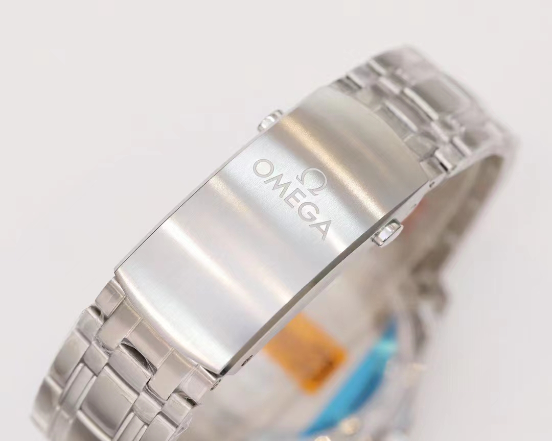 Omega Seamaster Diver 300M Co-Axial Master Chronometer 2022 Beijing Winter Olympics Limited 522.30.42.20.03.001-BRAND OFF
