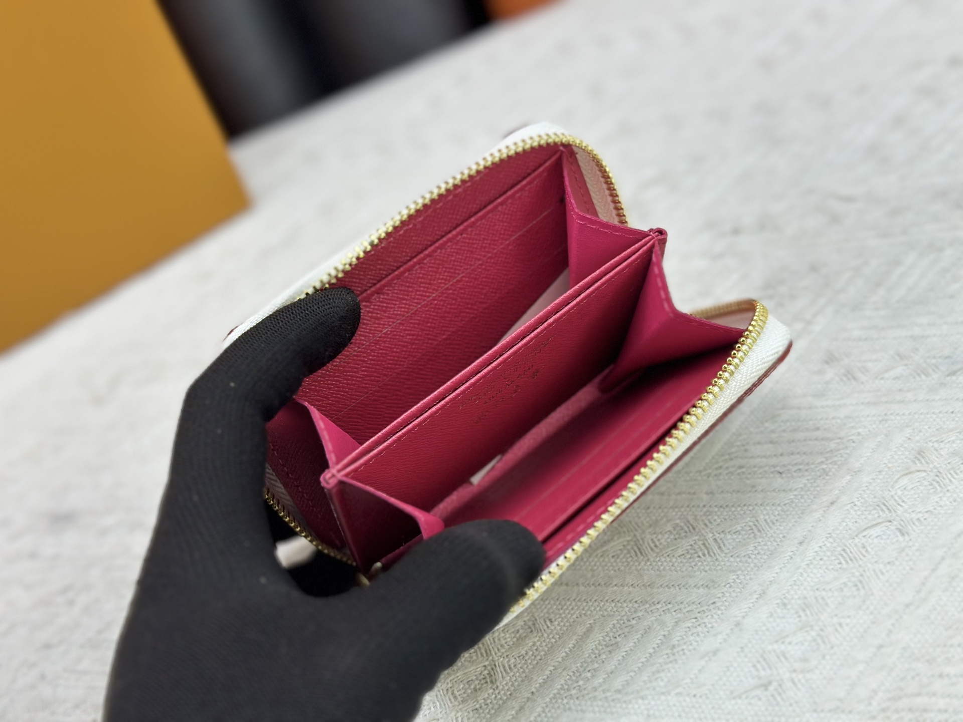 LOUIS VUITTON（ルイヴィトン）Zippy 財布 M60067 11*8*2CM-BRAND OFF