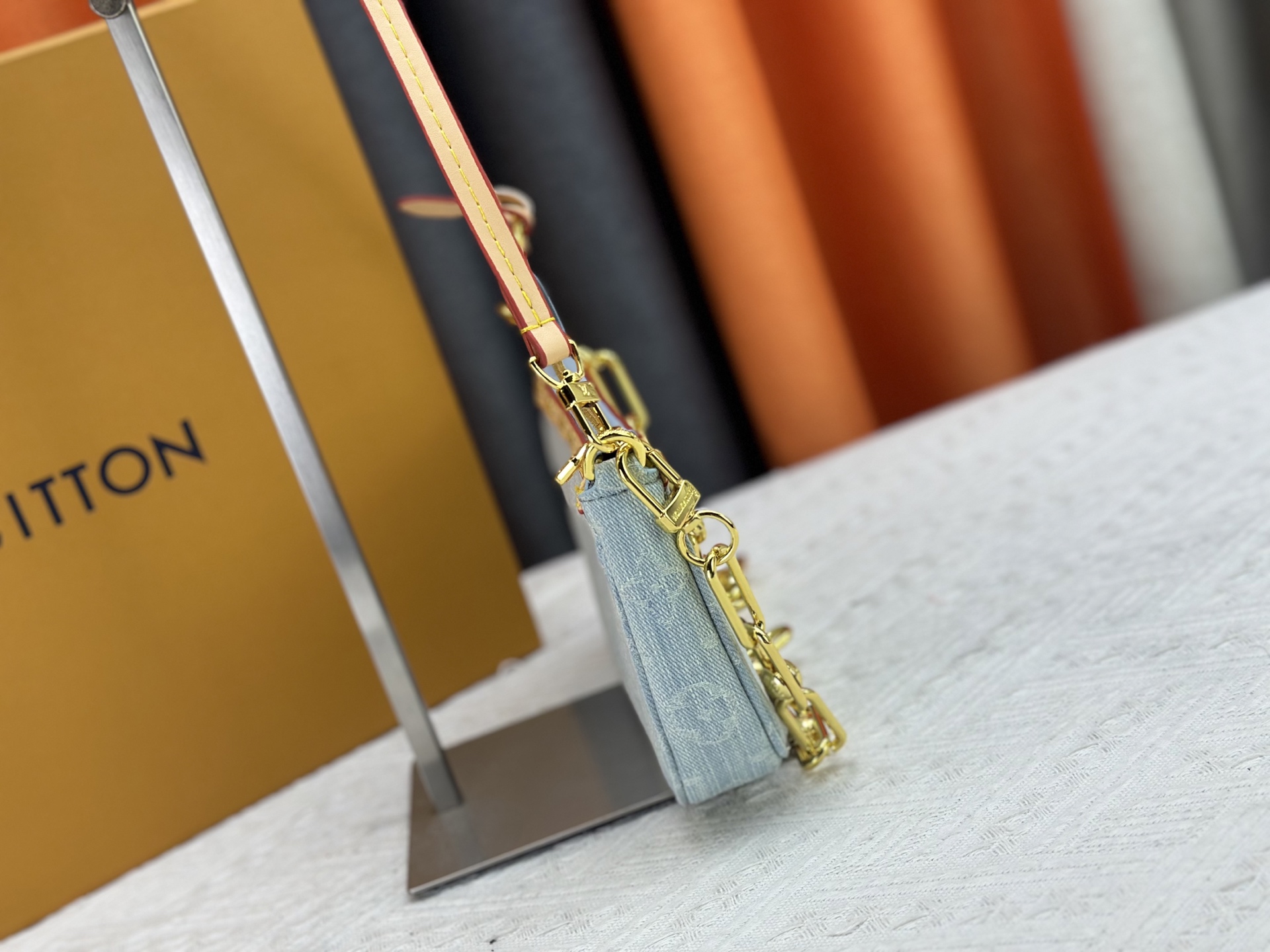 LOUIS VUITTON ルイヴィトン Pochette Accessoires デニムバッグ M13404-BRAND OFF