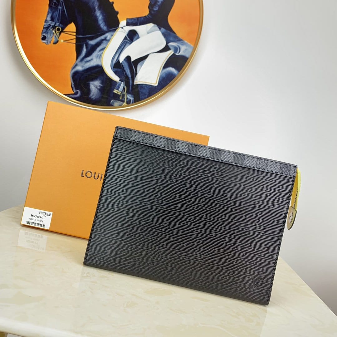 Louis Vuitton ヴォワヤージュMM クラッチバッグM67899-BRAND OFF