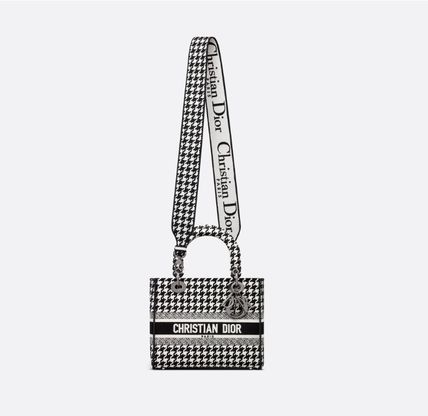 【DIOR】【大人可愛さがcute！】Dior LADYD-LITE ミディアムバック-BRAND OFF