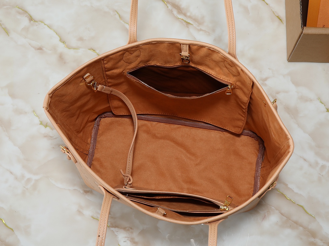 LOUIS VUITTON（ルイヴィトン）Neverfull ミドルサイズのハンドバッグ-BRAND OFF