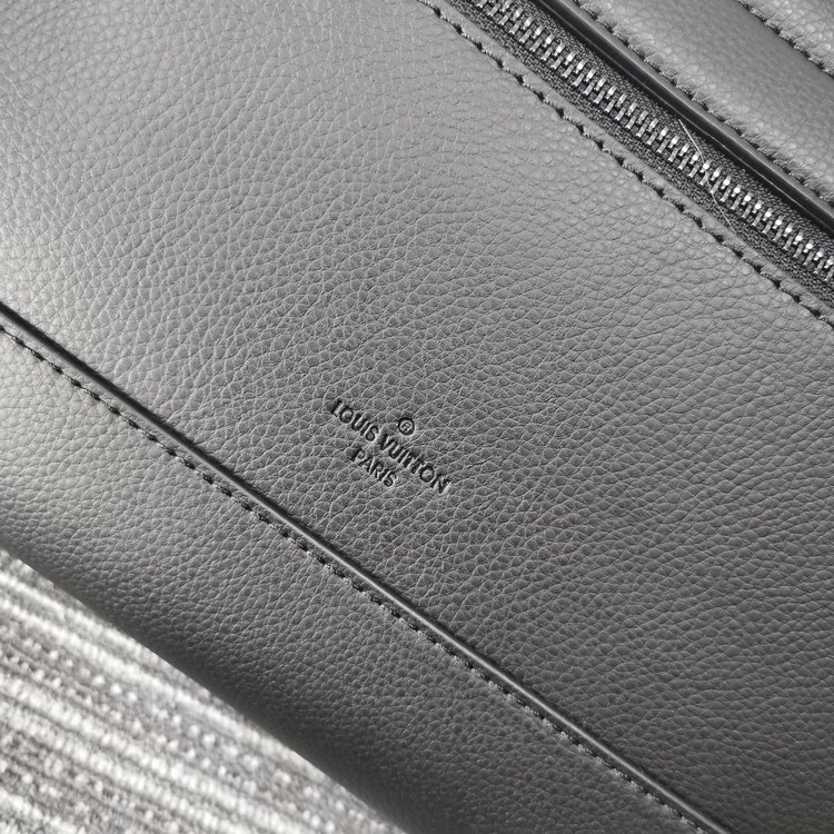 LouisVuitton ルイヴィトン メッセンジャー M57080 AEROGRAM-BRAND OFF