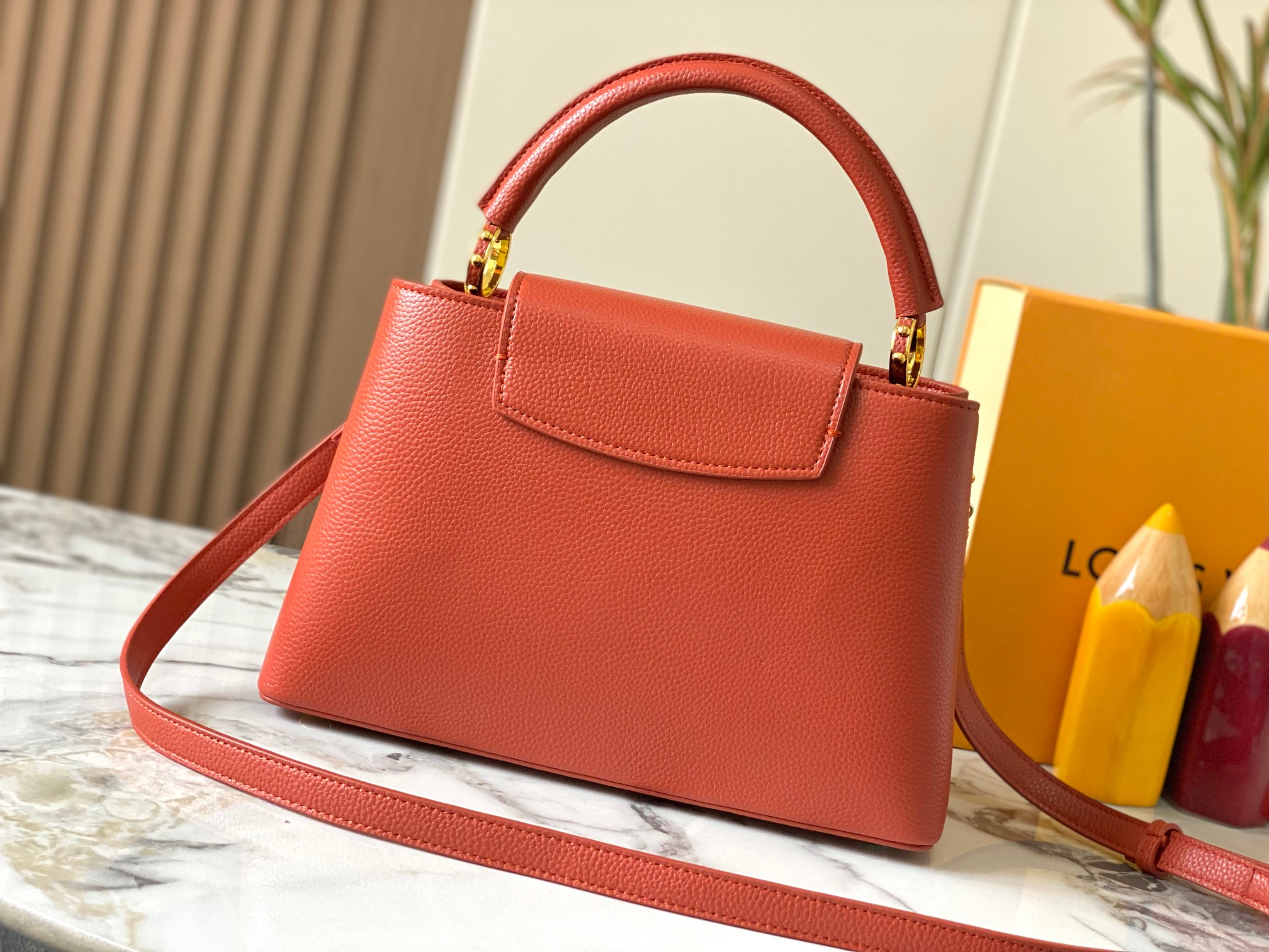 LOUIS VUITTON ルイヴィトン Capucines ハンドバッグ M12938-BRAND OFF
