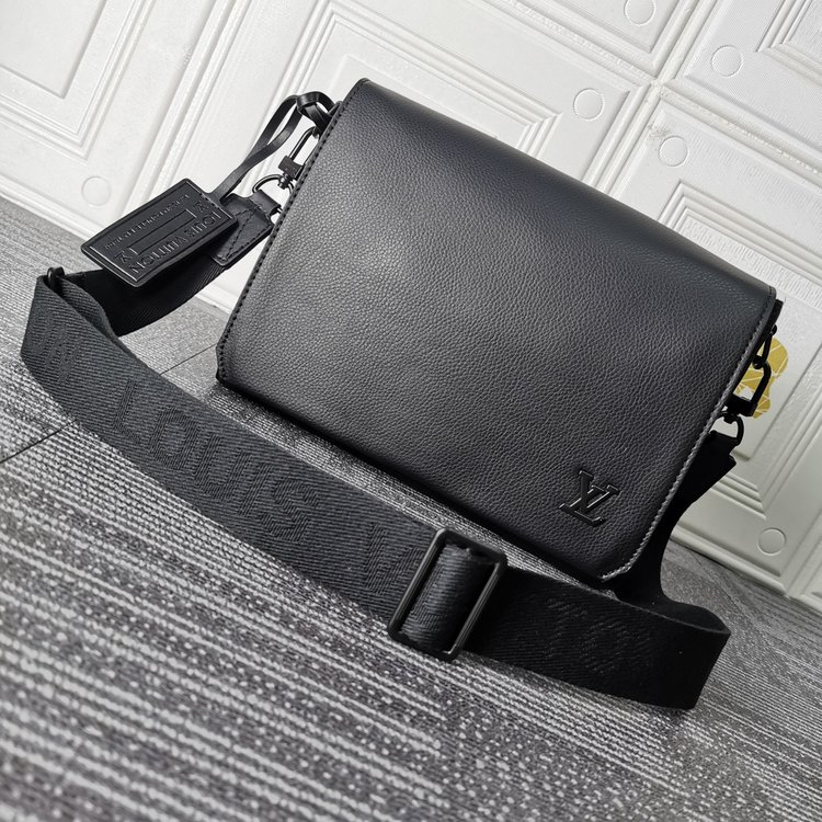 LouisVuitton ルイヴィトン メッセンジャー M57080 AEROGRAM-BRAND OFF