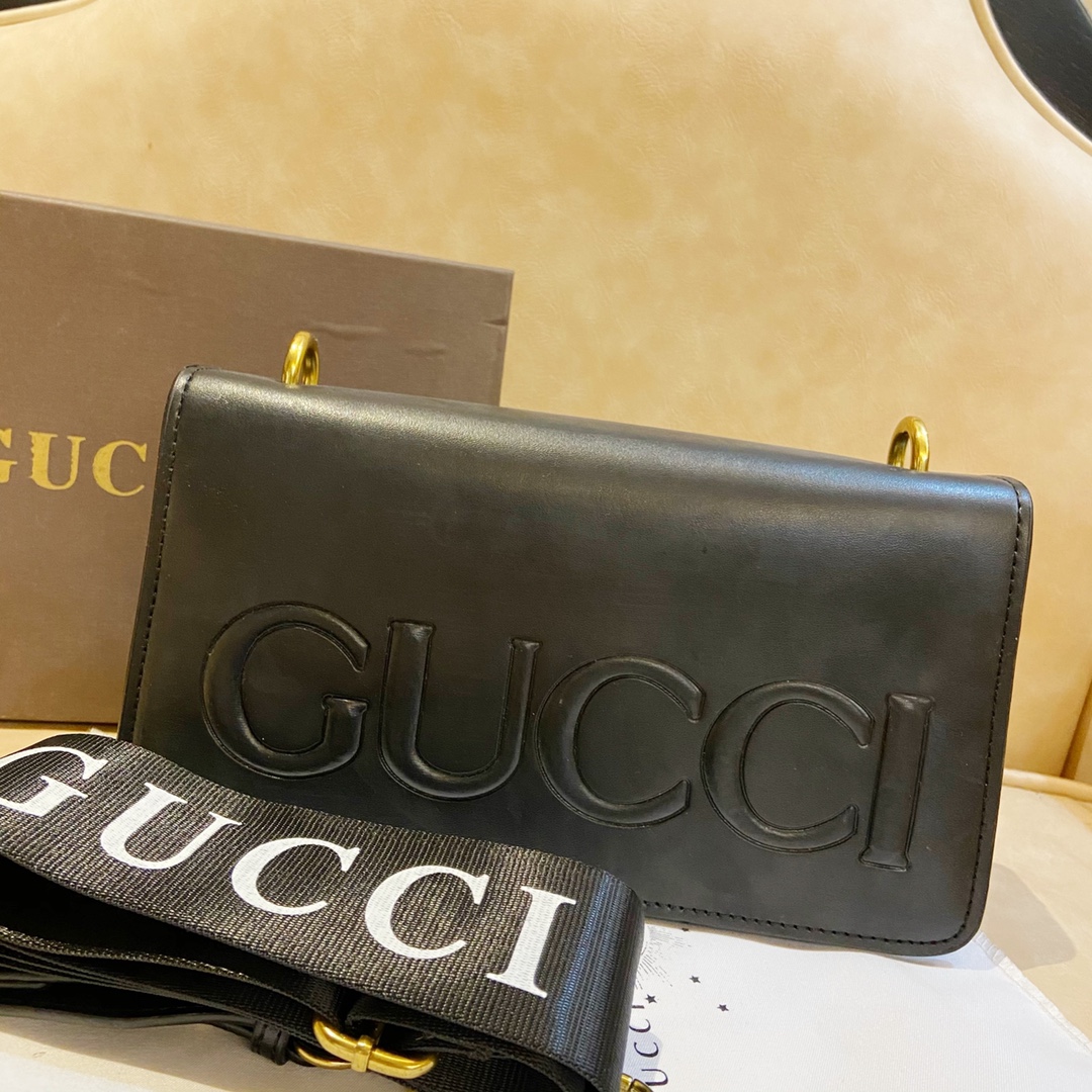 GUCCI〔グッチ〕クロスボディバッグ-BRAND OFF