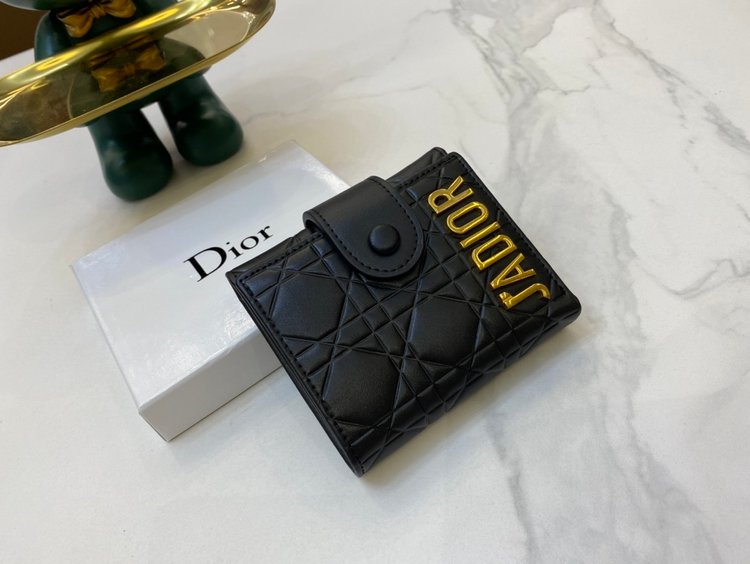 Dior （ディオール） 三つ折り財布-BRAND OFF