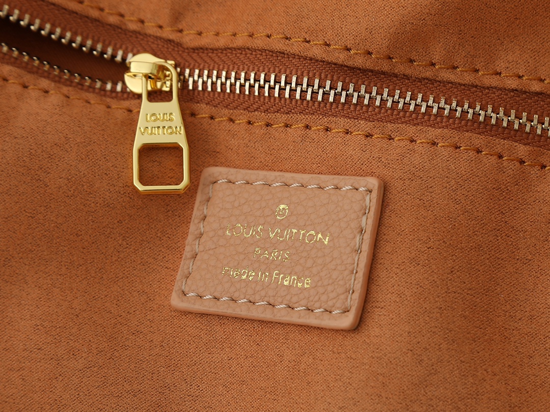 LOUIS VUITTON（ルイヴィトン）Neverfull ミドルサイズのハンドバッグ-BRAND OFF
