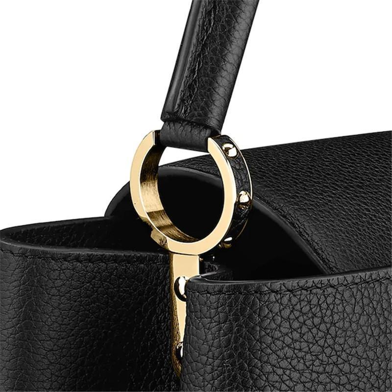 LOUIS VUITTON の黒いハンドバッグ Ref:M48864-BRAND OFF