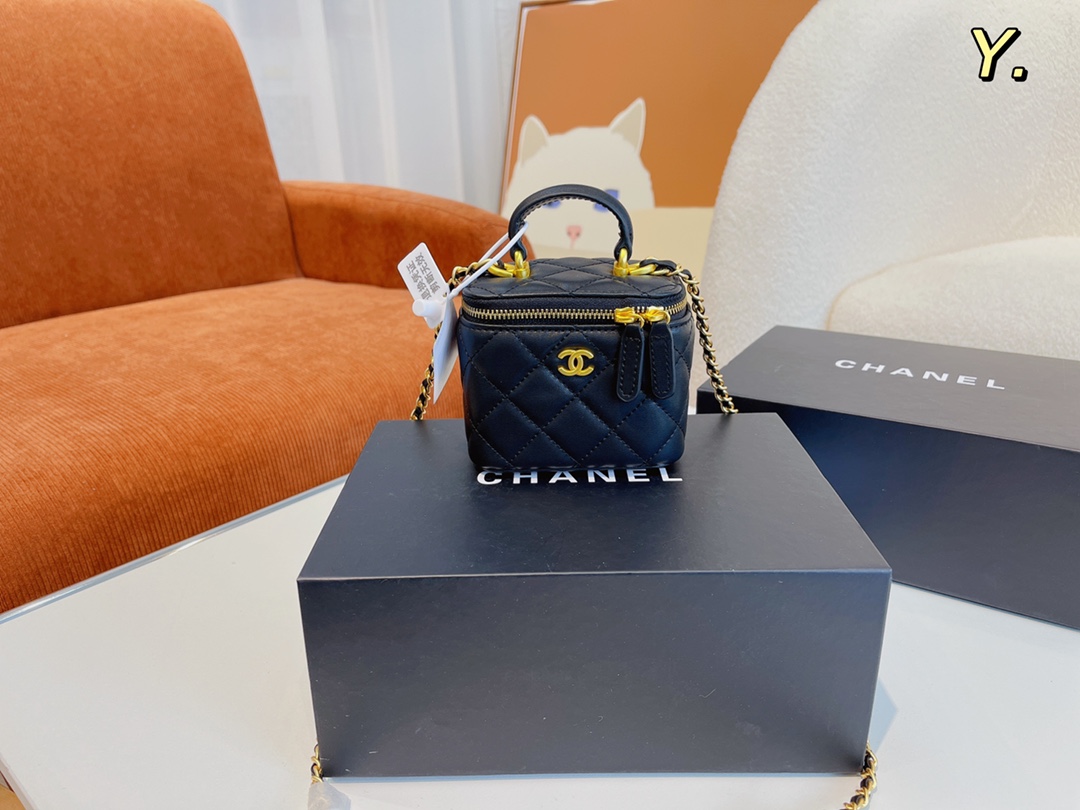 【Chanel 】【シャネル】ショルダーバッグ & クロスボディバッグ 10x7x9 cm-BRAND OFF