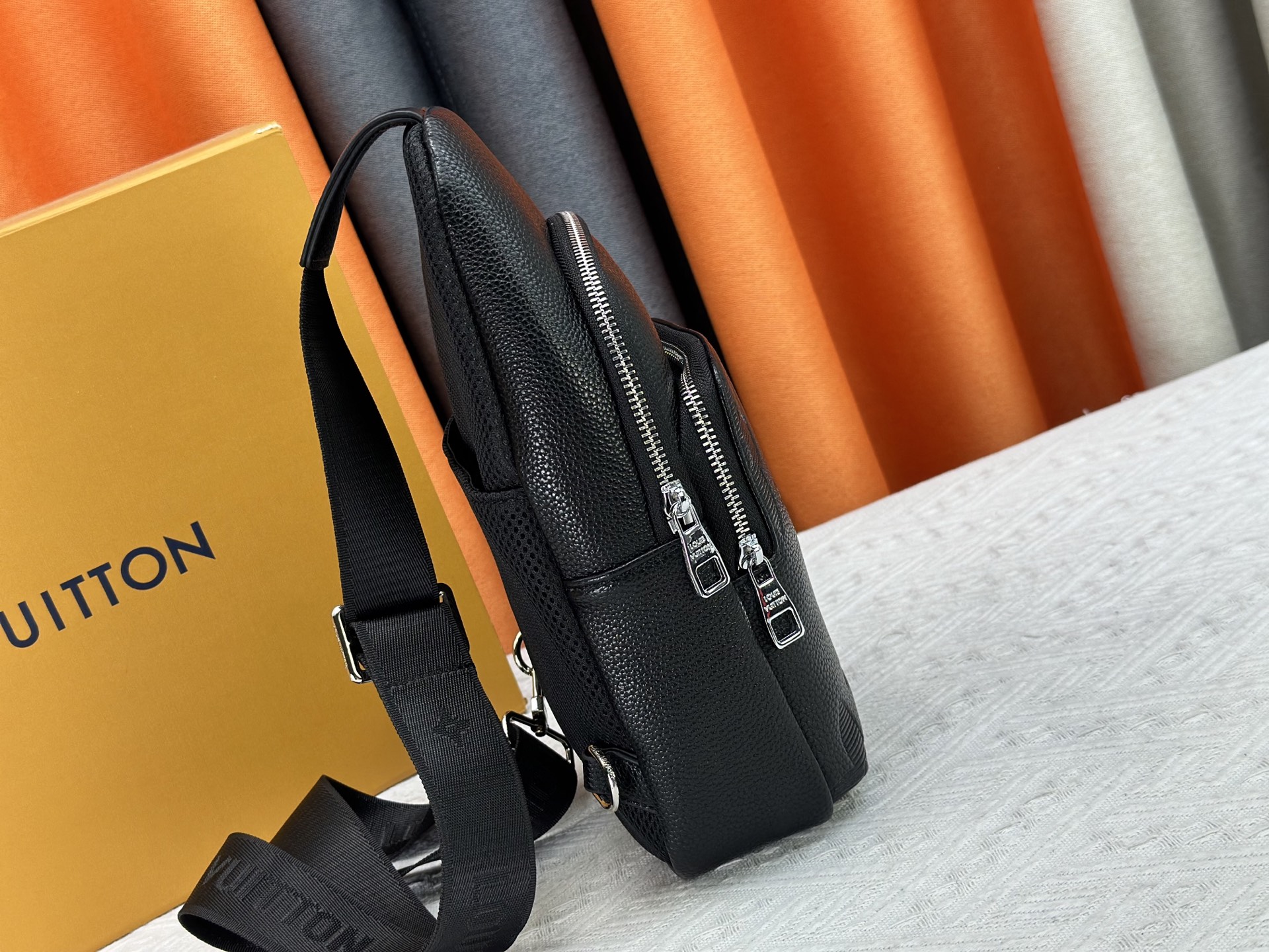 LOUIS VUITTON（ルイヴィトン）LV チェストバッグ M46344-BRAND OFF