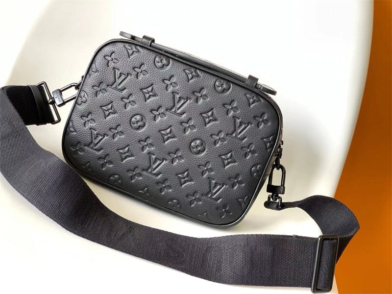 LOUIS VUITTON Ｓロック・メッセンジャーM58489-BRAND OFF
