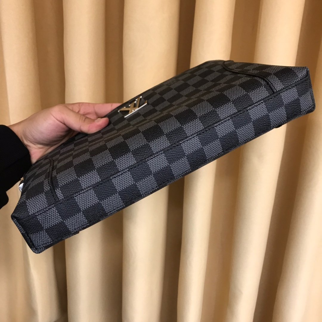 LOUIS VUITTON（ルイヴィトン）クラッチバッグ 28x19x3cm-BRAND OFF