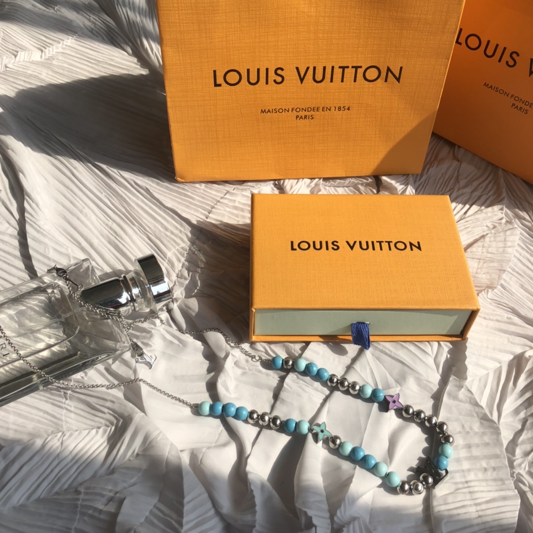 Louis Vuitton（ルイヴィトン）コリエ・LVビーズ-BRAND OFF