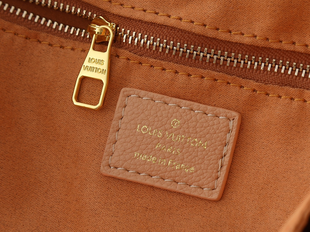 LOUIS VUITTON（ルイヴィトン）Neverfull ミドルサイズのハンドバッグ-BRAND OFF