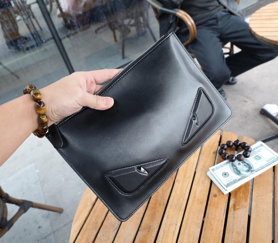 FENDI（フェンディ）クラッチバッグ 30X20X1CM-BRAND OFF