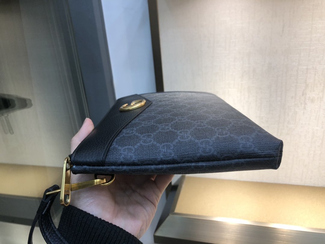 Gucci（グッチ）クラッチバッグ 27X17X3cm-BRAND OFF