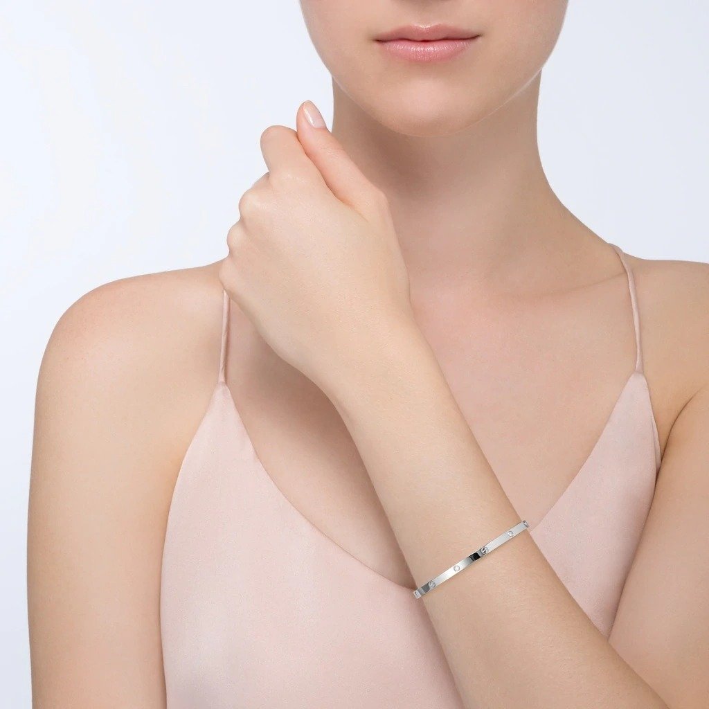 【Cartier】カルティエ LOVE BRACELET, SMALL MODEL, 6 DIAMONDS ブレスレット、SM、ダイヤモンド6個-BRAND OFF