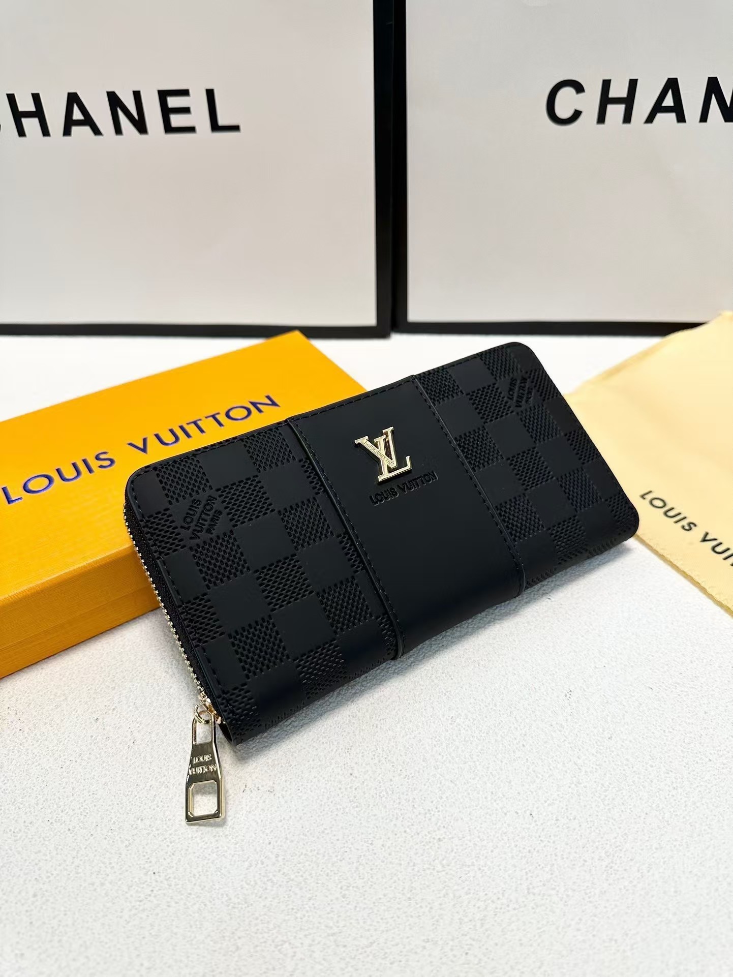 Louis Vuitton (ルイ・ヴィトン) 財布 19*10*2.5cm-BRAND OFF