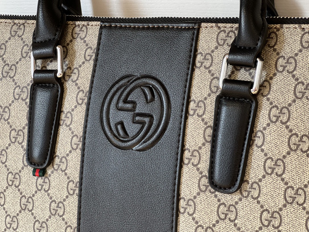 GUCCI 〔グッチ 〕ハンドバッグ-BRAND OFF