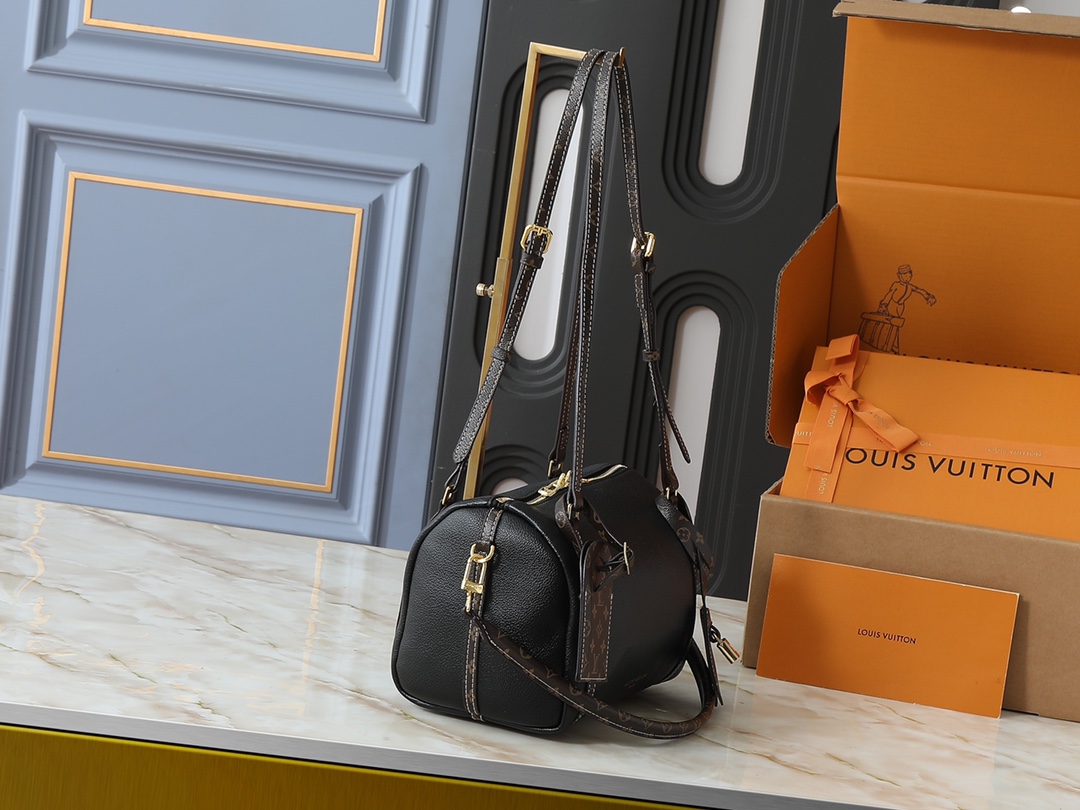 LOUIS VUITTON ルイヴィトン 大人気 ショルダーバッグ M13668 M13667-BRAND OFF