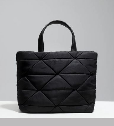 最安値挑戦中★PRADA Padded tote bag★マザーズバッグ★大人気 25.5*18.5*10.5cm-BRAND OFF