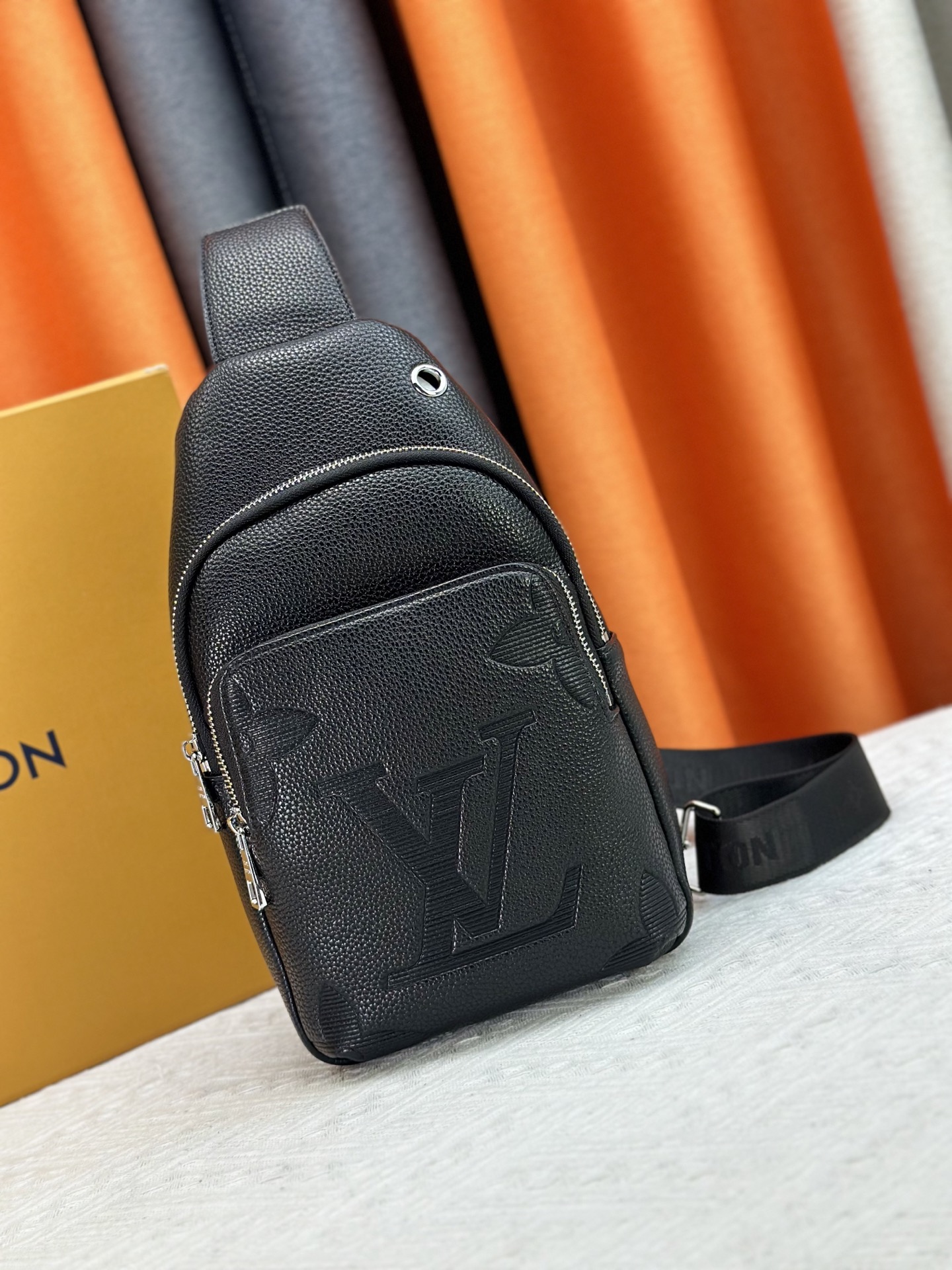 LOUIS VUITTON（ルイヴィトン）LV チェストバッグ M46344-BRAND OFF
