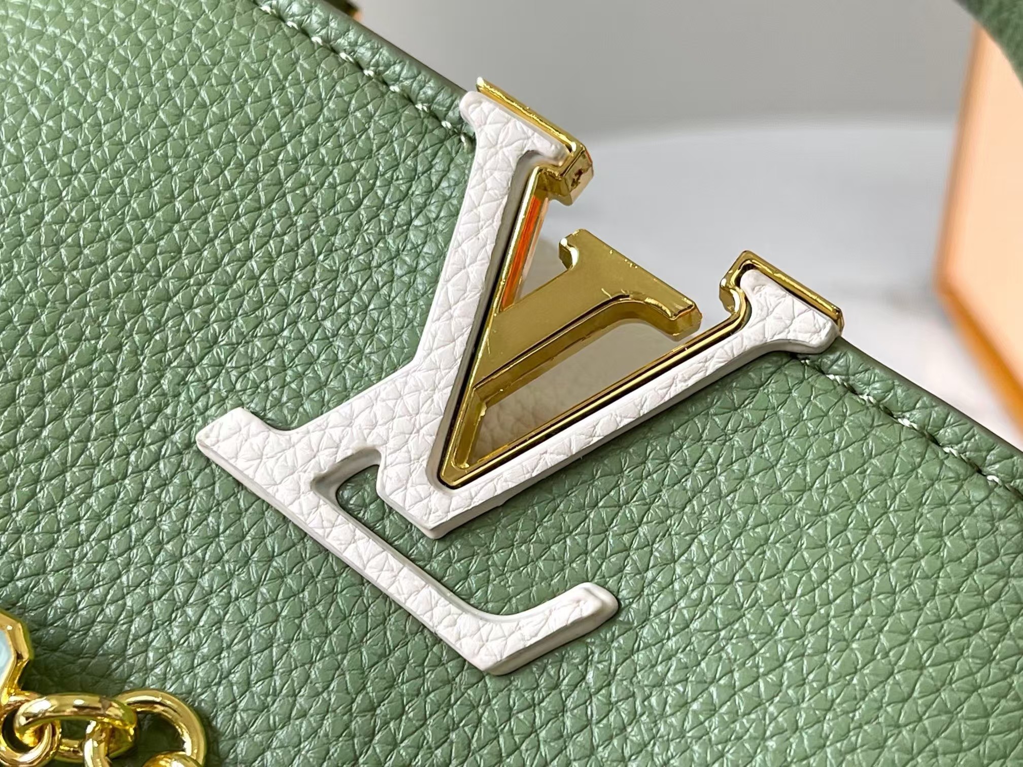 LOUIS VUITTON（ルイ・ヴィトン）★CAPUCINES BB★バッグ★-BRAND OFF