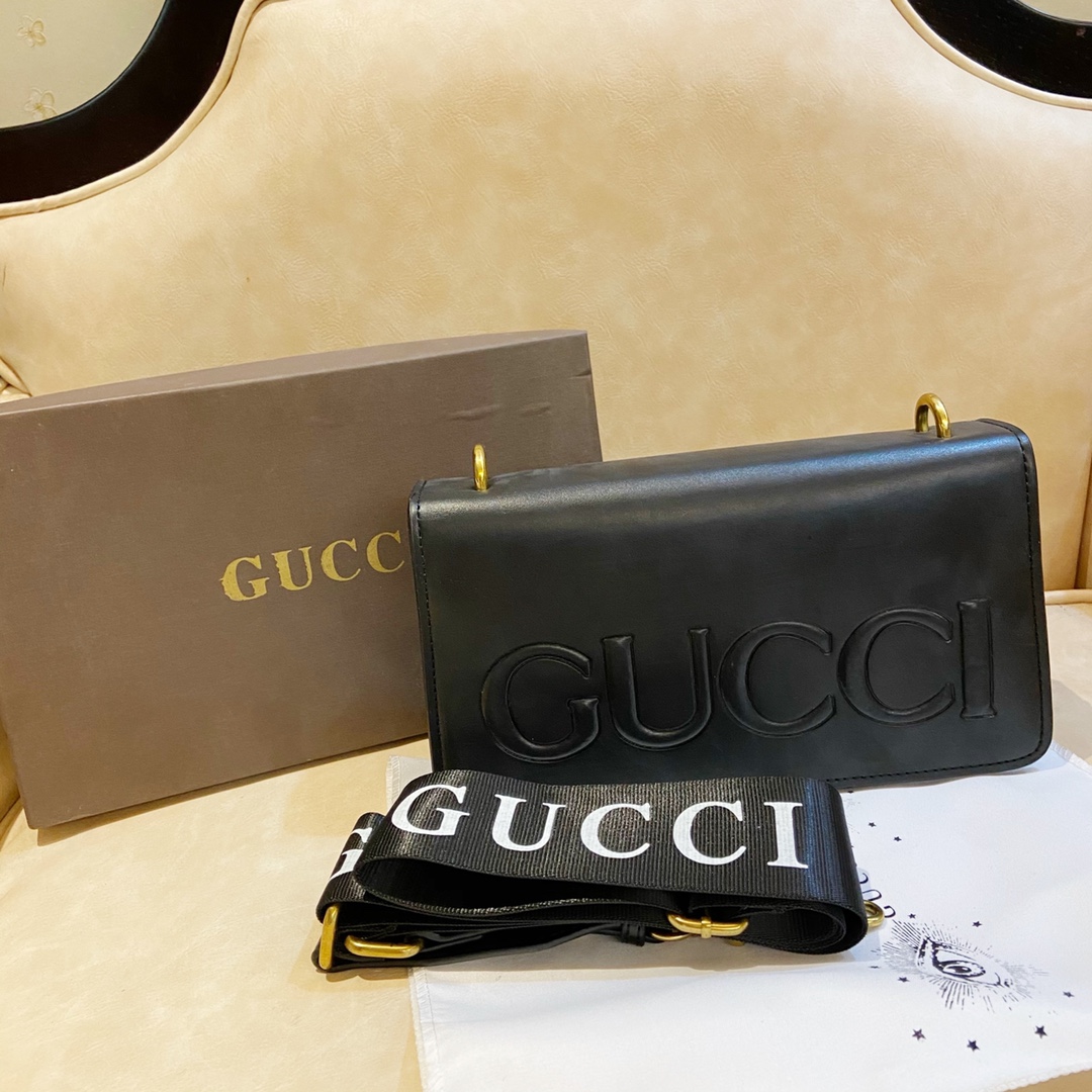 GUCCI〔グッチ〕クロスボディバッグ-BRAND OFF