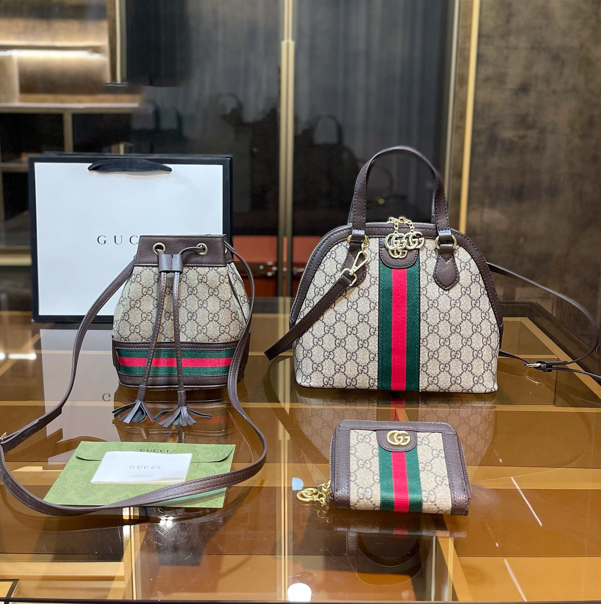 売切必至★〔オフィディア〕GUCCI3点セット お得-BRAND OFF