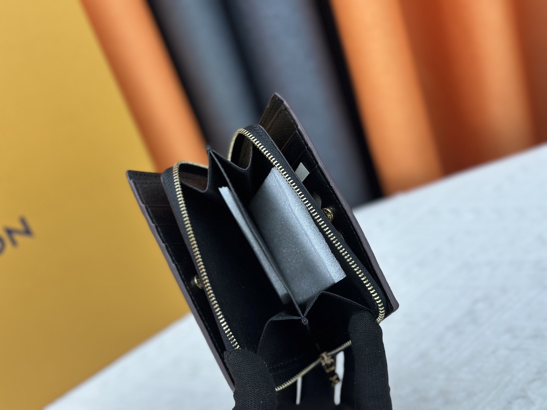 LOUIS VUITTON（ルイヴィトン）財布 M60235-BRAND OFF