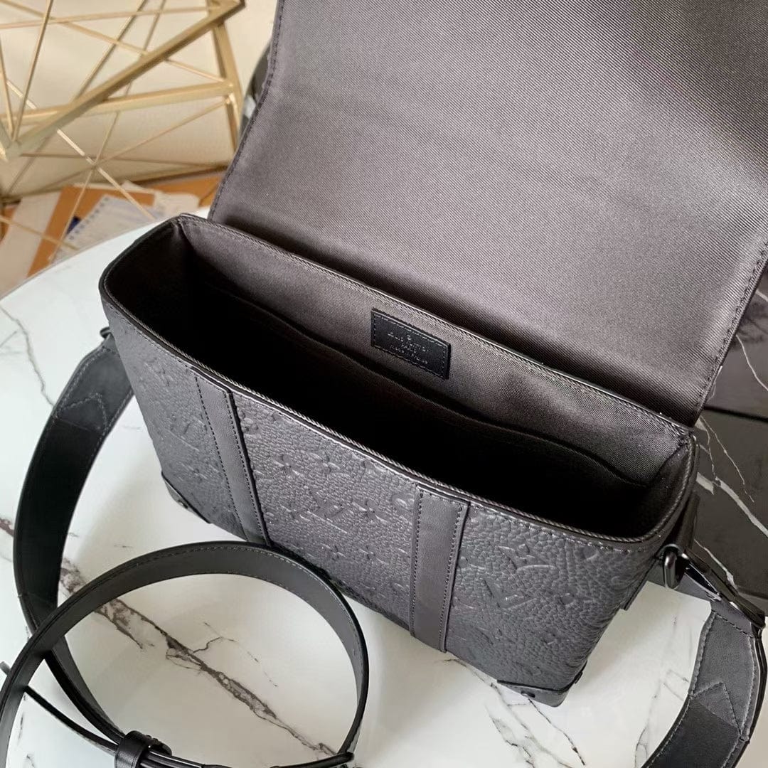 Louis Vuitton モノグラム エンボス ショルダーバッグM57726-BRAND OFF