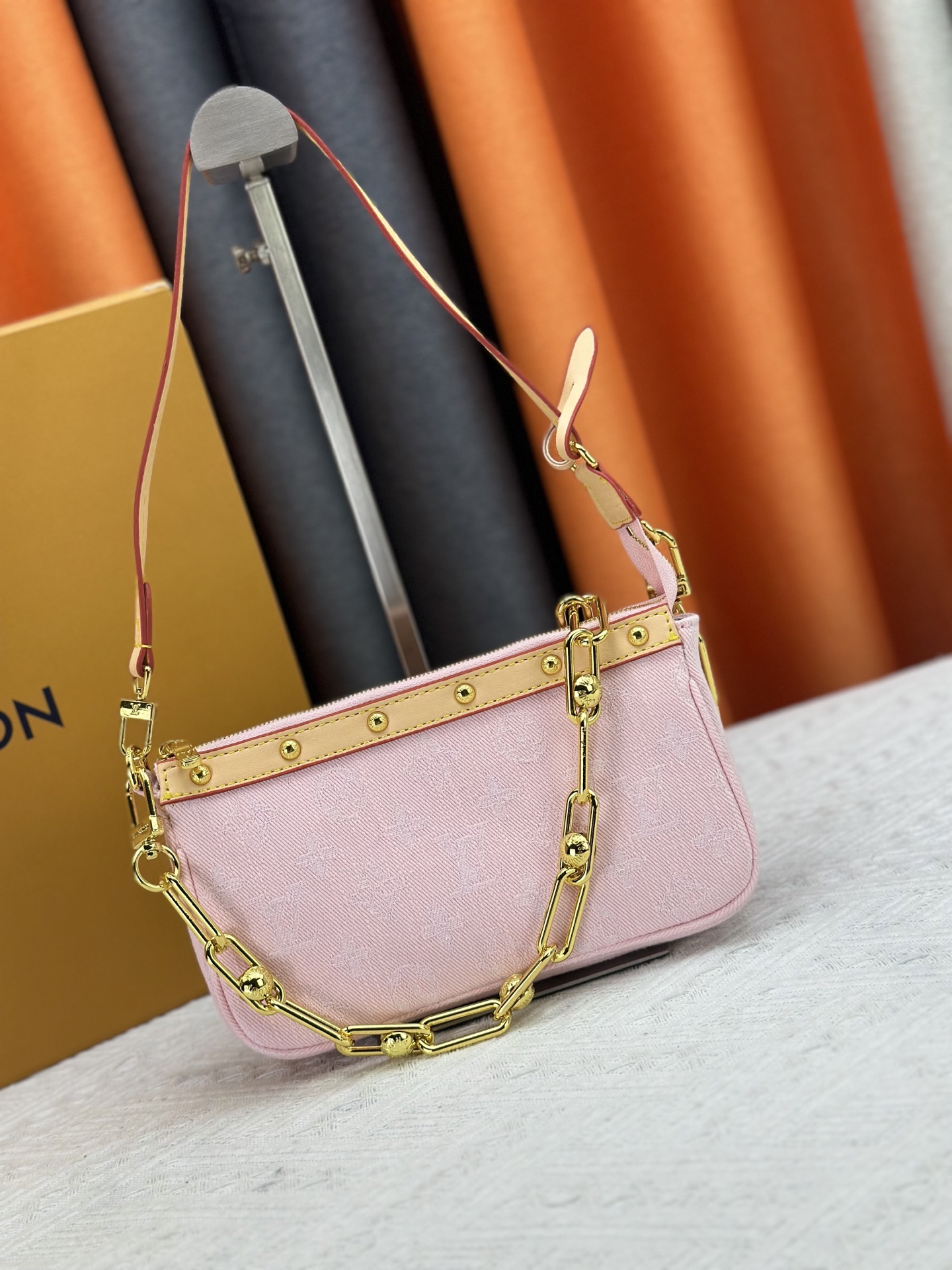 LOUIS VUITTON ルイヴィトン Pochette Accessoires デニムバッグ M13404-BRAND OFF