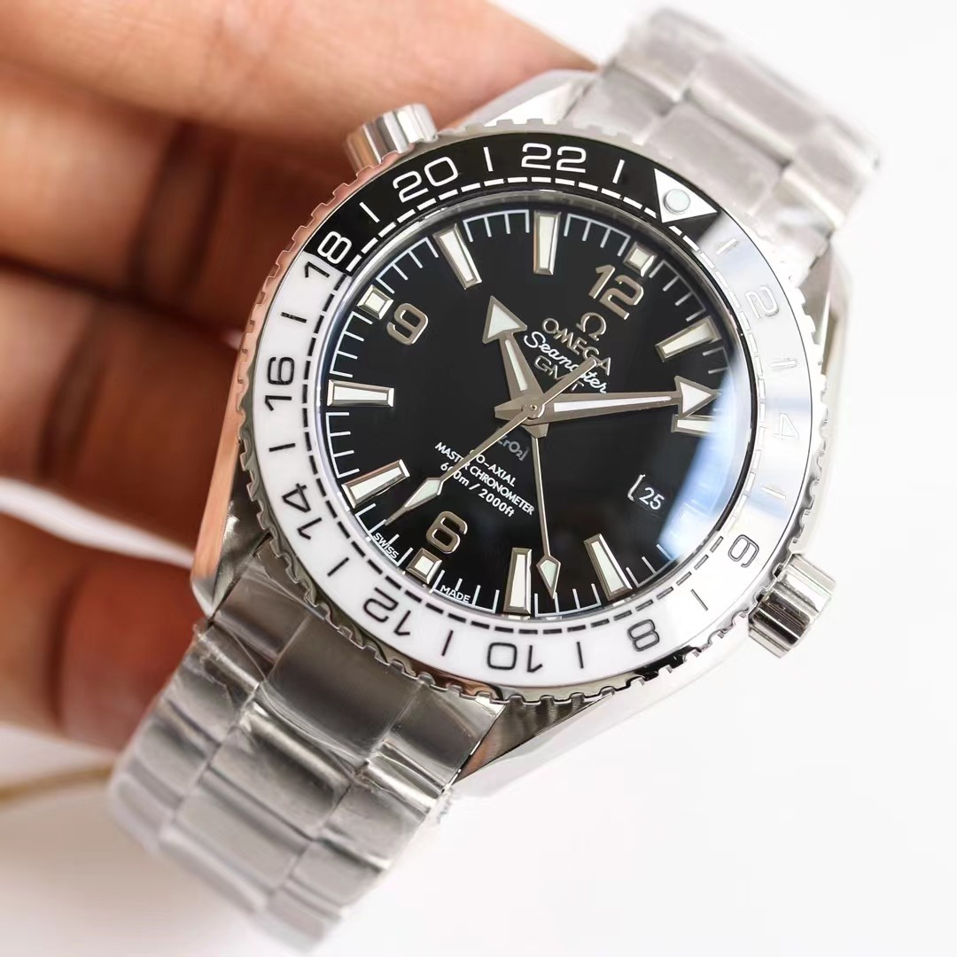 Omega Seamaster Planet Ocean Co-Axial Master Chronometer GMT 215.30.44.22.01.001-BRAND OFF