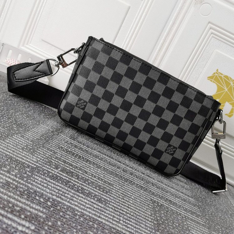 Louis Vuitton （ルイヴィトン） メッセンジャーバッグ 23.5x14x5cm-BRAND OFF
