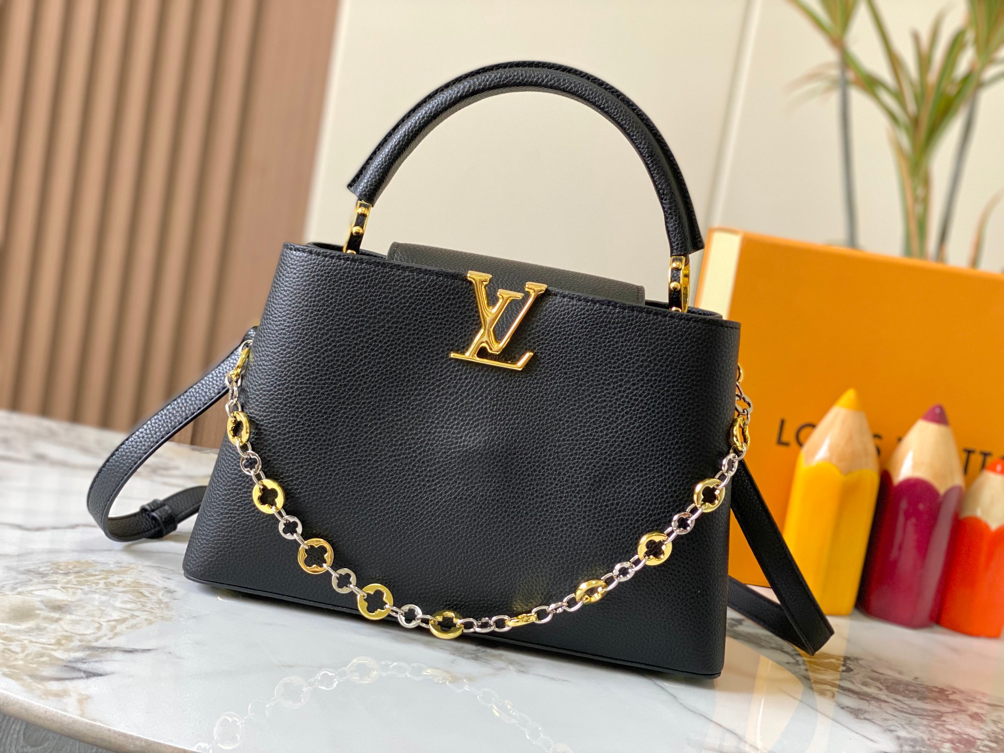 LOUIS VUITTON ルイヴィトン Capucines ハンドバッグ M12938-BRAND OFF