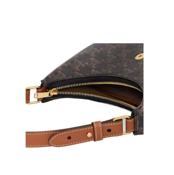【CELINE】新品凳布 人気の新作脇バッグがお買い得-BRAND OFF