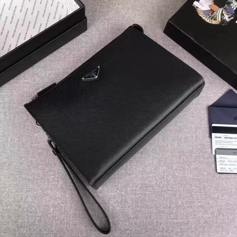 【PRADA 公式旗艦店】プラダ クラッチバッグ 当日出荷 好評に付き再入荷！24*18*6CM