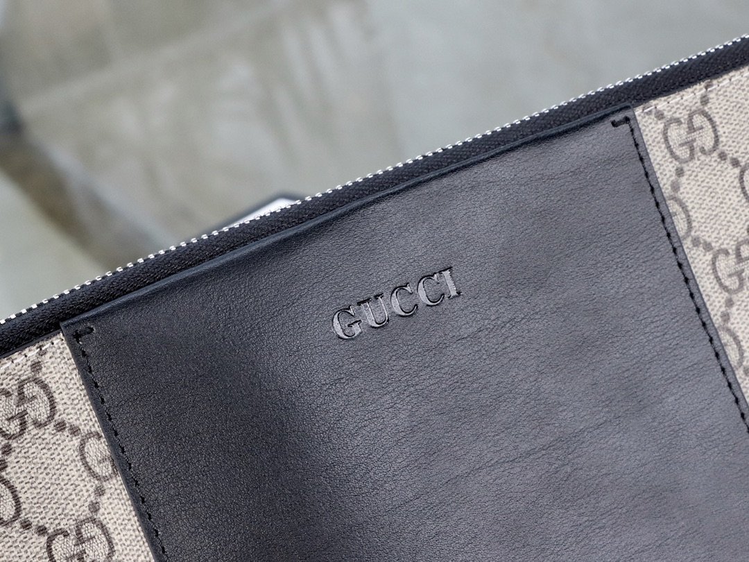 Gucci（グッチ）クラッチバッグ 30.5x21x1.5cm-BRAND OFF