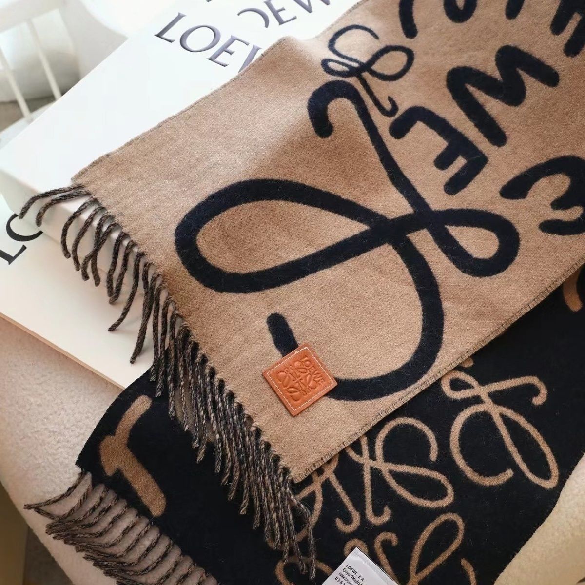 【LOEWE公式旗艦店】ロエベ スカーフ 限定発売 送料無料-BRAND OFF