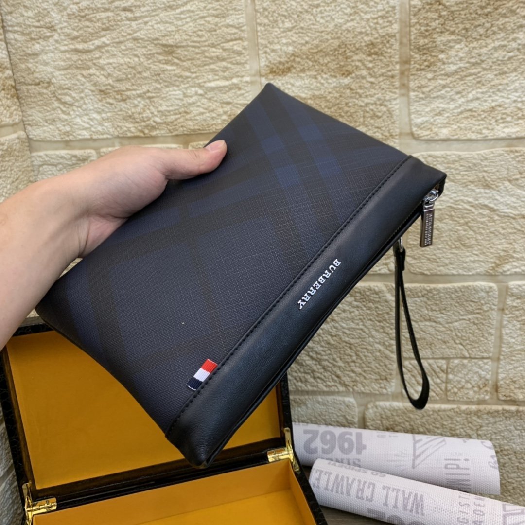 BURBERRY（バーバリー）クラッチバッグ 28X18X3CM-BRAND OFF