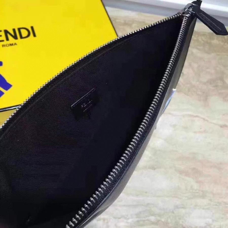 FENDI（フェンディ）クラッチバッグ 27X19.5X1CM-BRAND OFF