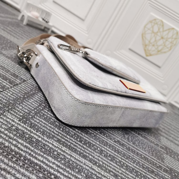 LouisVuitton ルイヴィトン 3点セット お得 M50068 M69443 M45320-BRAND OFF