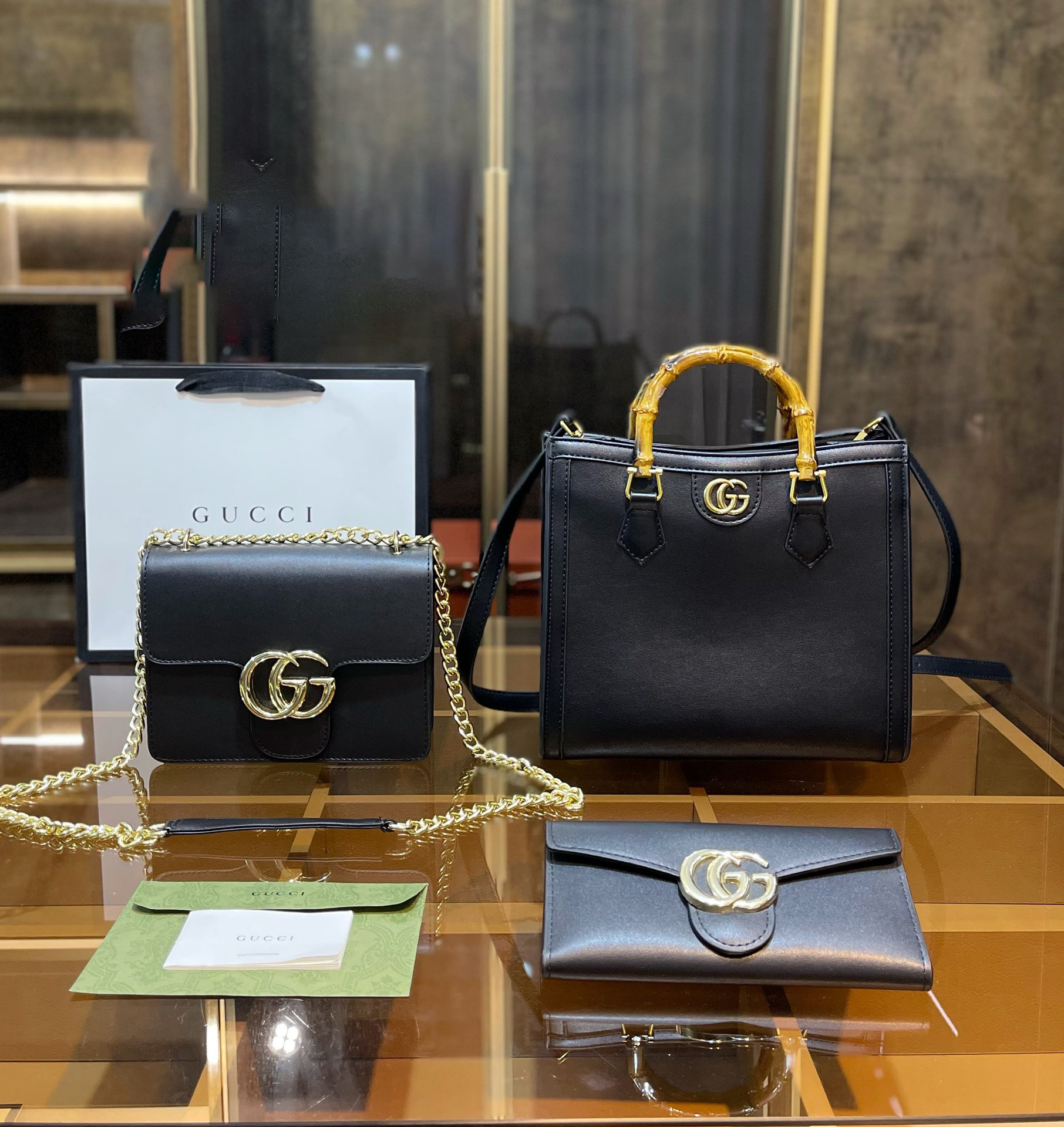 売切必至★〔オフィディア〕GUCCI3点セット お得-BRAND OFF
