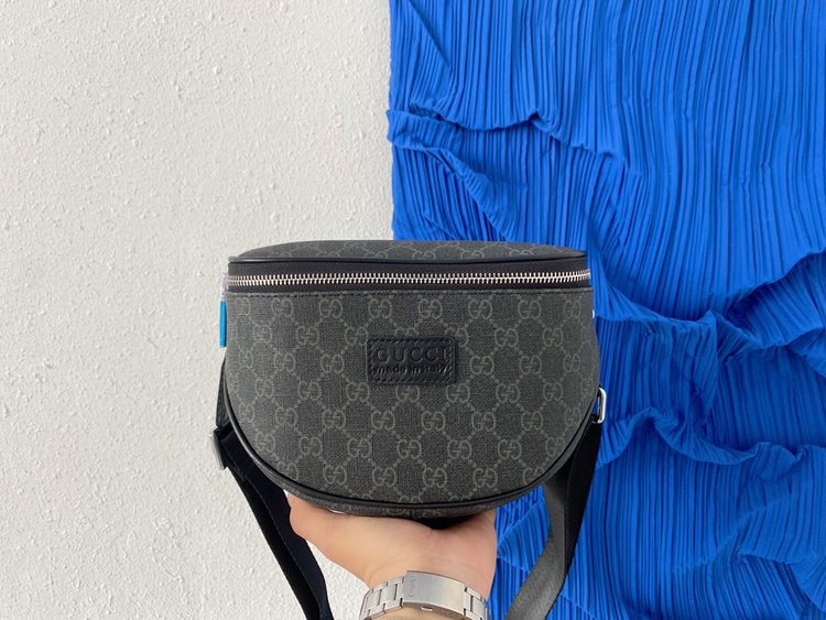 GUCCI〔グッチ〕GGサドルバッグ 22 x 18 cm-BRAND OFF