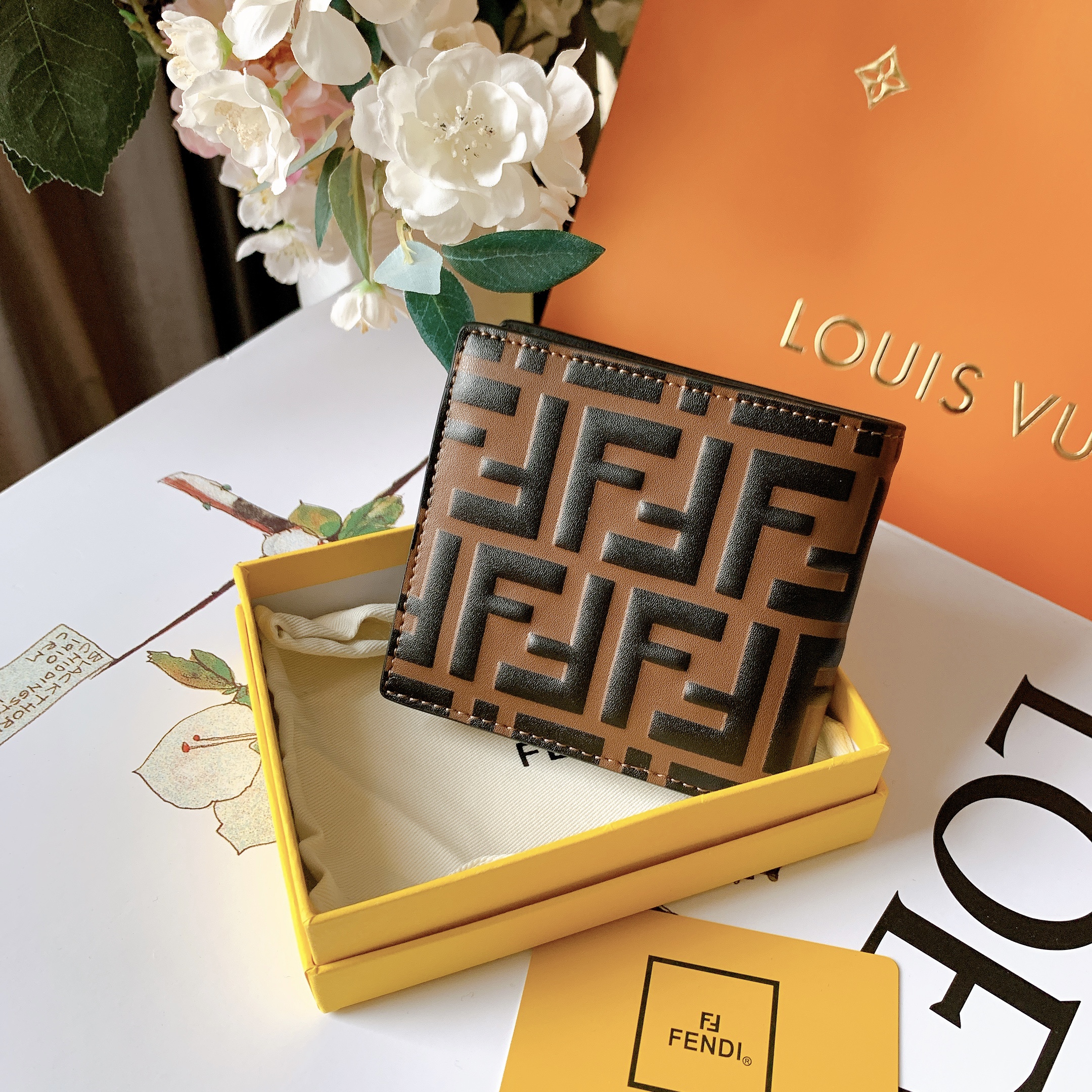FENDI （フェンディ） 財布 10X9X1CM-BRAND OFF